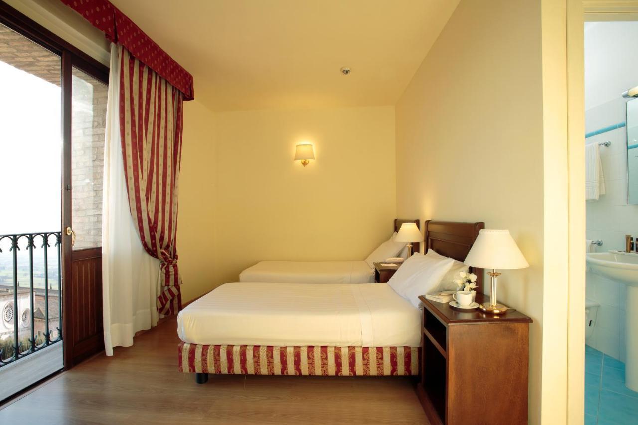 Giotto B&B Ассизи Экстерьер фото